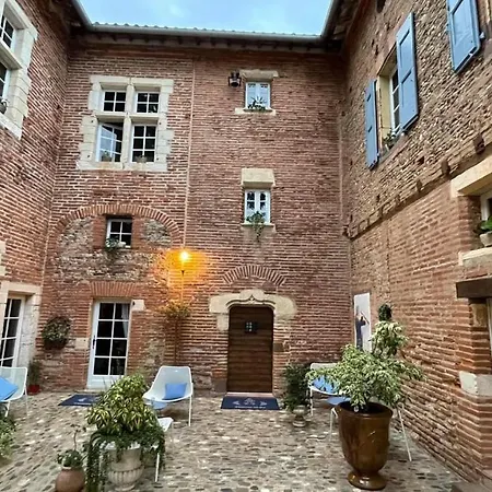 Chateau Du Go Pensión *