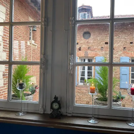 Chateau Du Go Guest house *